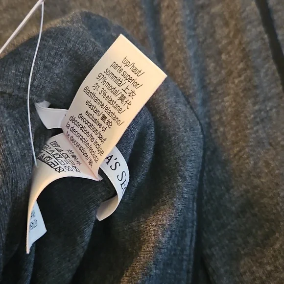 Victoria's Secret Pajamas - Picture 13 of 13